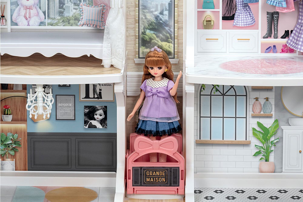 エレベーターが各フロアに着くときや玄関が開閉する様子が音でわかる